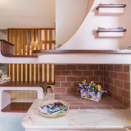 Villa In Nuoro Provinz 43626 *